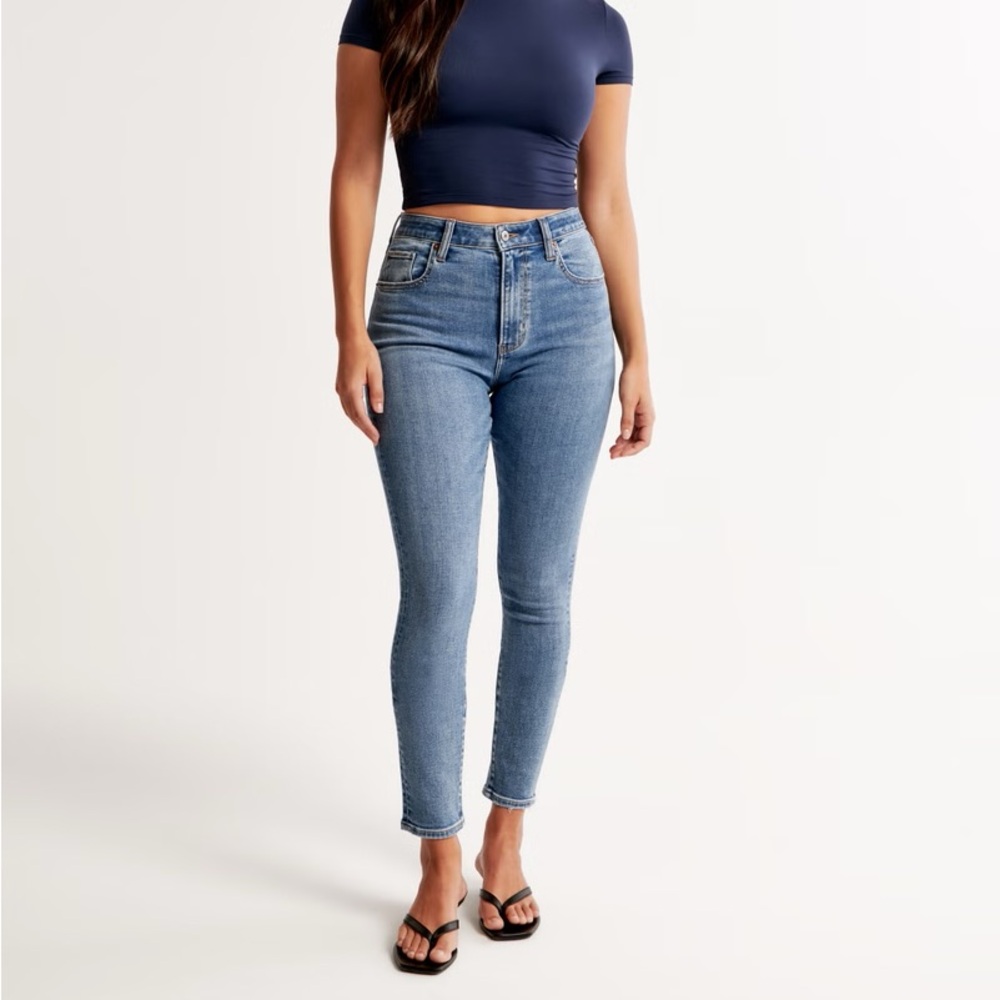 Abercrombie & Fitch Curve Love High Rise Super Skinny Ankle Jean